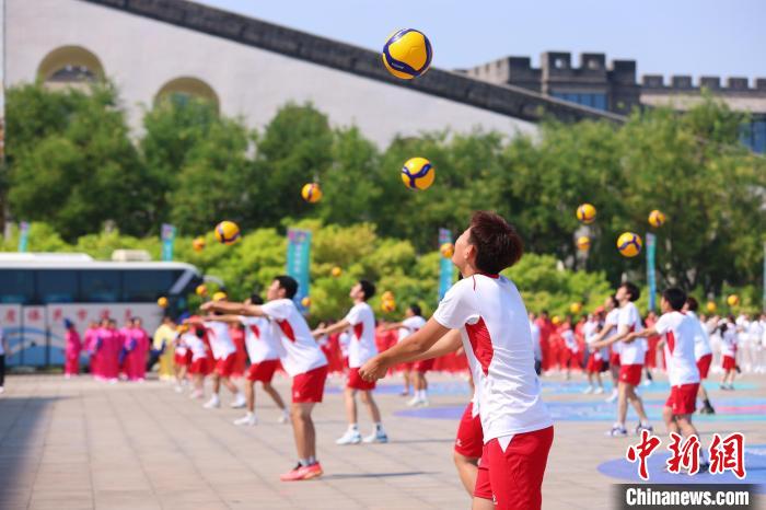 天津滨海新区作为全国主会场启动全民健身与奥