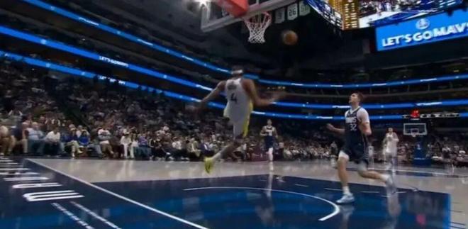 勇士核心球员穆迪遭遇赛季报销重伤