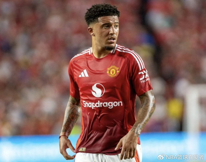 曼联夏季转会大扫除：中场重建计划启动