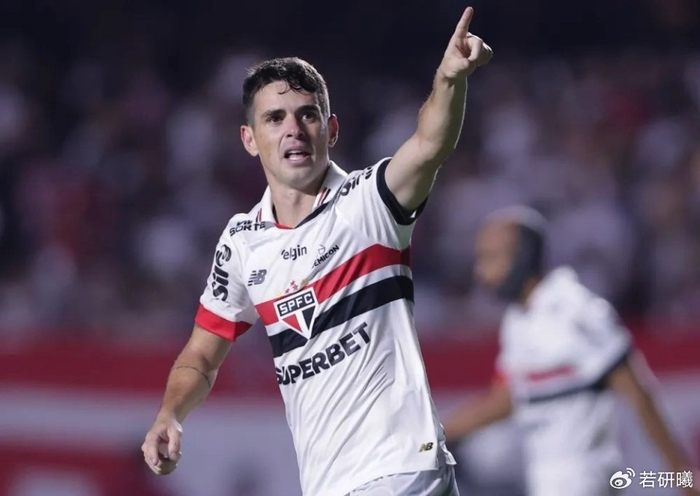 萨拉赫告别利物浦转会沙特 两大球星离队引热议