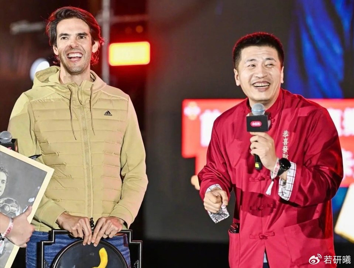 萨拉赫告别利物浦转会沙特 两大球星离队引热议