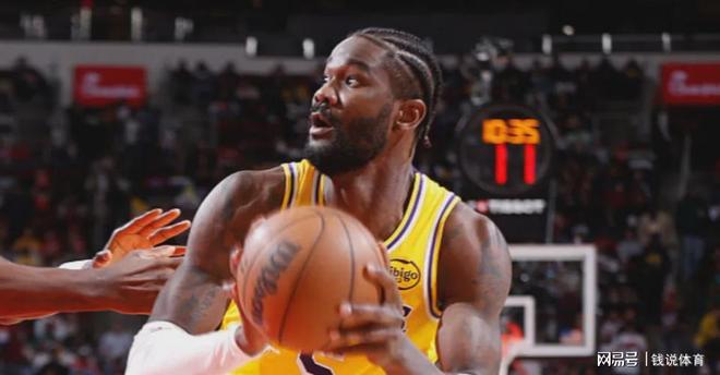 湖人爆冷逆转火箭 詹姆斯艾顿联手制胜